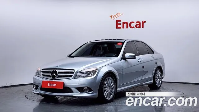 Mercedes-Benz C-Class 2010 — фото 1