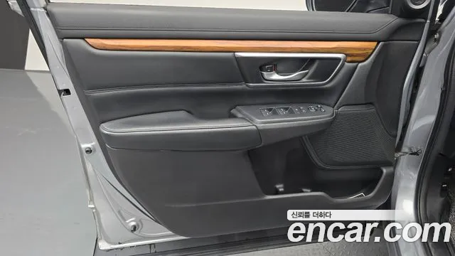 Honda CR-V 2017 — фото 14