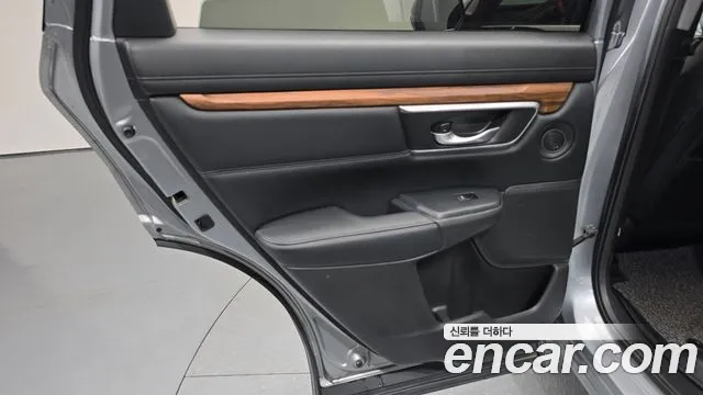 Honda CR-V 2017 — фото 15