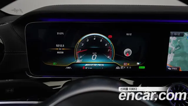 Mercedes-Benz AMG GT 2020 — фото 11