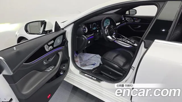 Mercedes-Benz AMG GT 2020 — фото 13