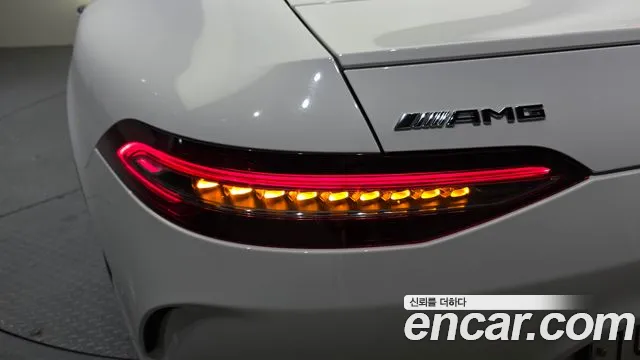 Mercedes-Benz AMG GT 2020 — фото 9