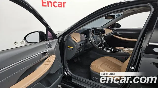 Hyundai Sonata 2020 — фото 12