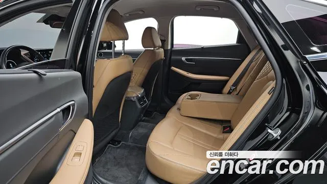 Hyundai Sonata 2020 — фото 17