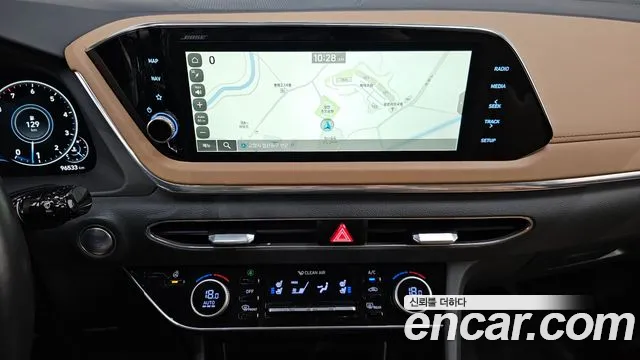 Hyundai Sonata 2020 — фото 19