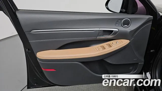 Hyundai Sonata 2020 — фото 13