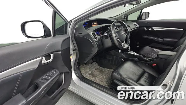 Honda Civic 2015 — фото 10