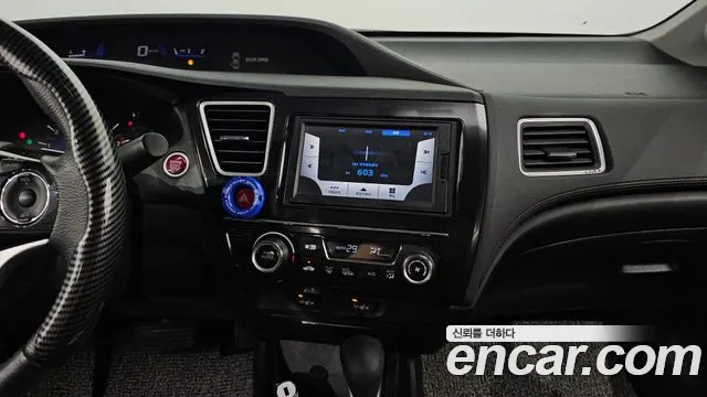 Honda Civic 2015 — фото 13