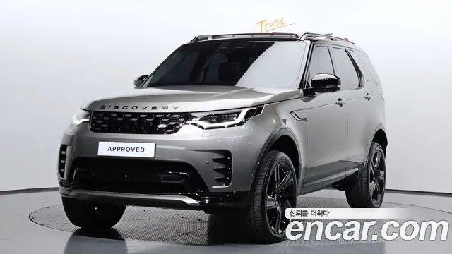 Land Rover Discovery 2025 — фото 1