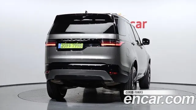 Land Rover Discovery 2025 — фото 4