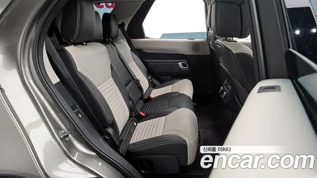Land Rover Discovery 2025 — фото 11