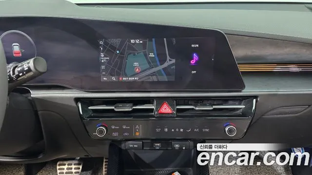 Kia Niro 2022 — фото 13