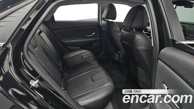Hyundai AVANTE 2022 — фото 12