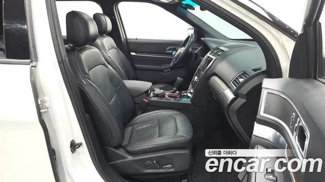Ford Explorer 2017 — фото 13