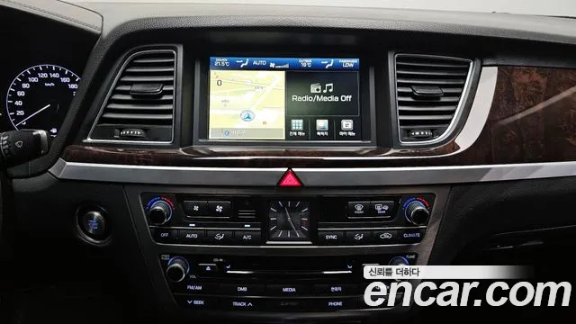 Hyundai Genesis 2015 — фото 14