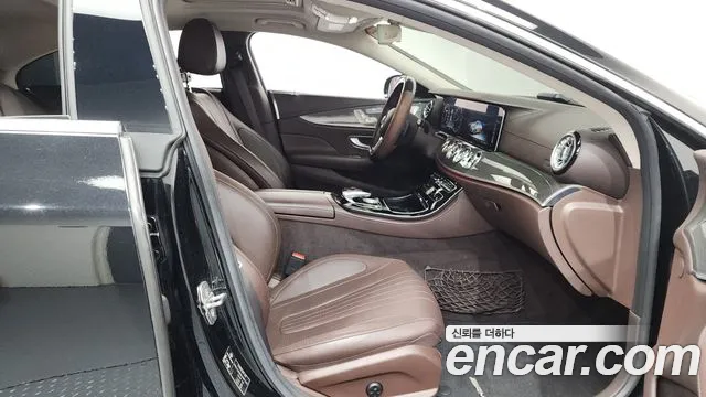 Mercedes-Benz CLS-Class 2019 — фото 17