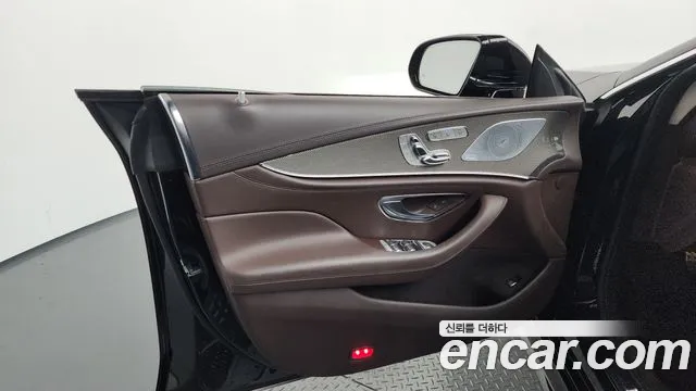 Mercedes-Benz CLS-Class 2019 — фото 14