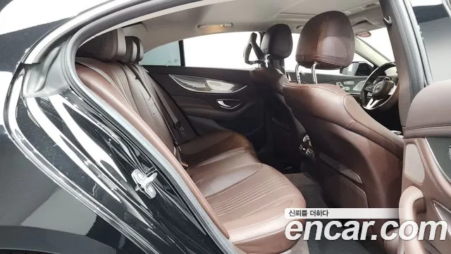 Mercedes-Benz CLS-Class 2019 — фото 16