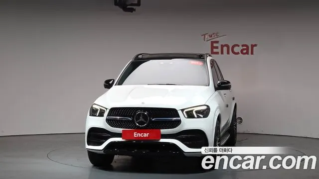 Mercedes-Benz GLE-Class 2022 — фото 2