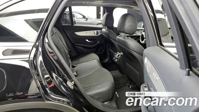 Mercedes-Benz GLC-Class 2019 — фото 18