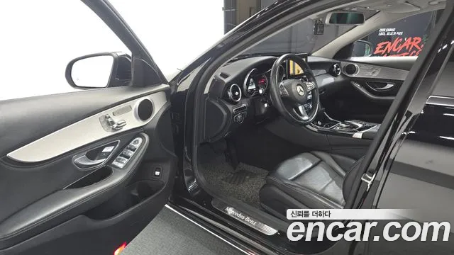 Mercedes-Benz C-Class 2015 — фото 10