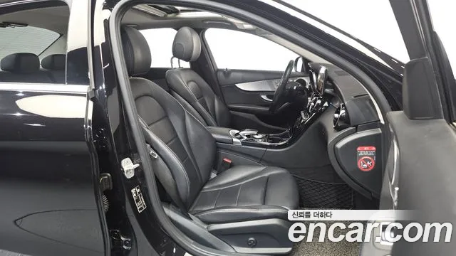 Mercedes-Benz C-Class 2015 — фото 11