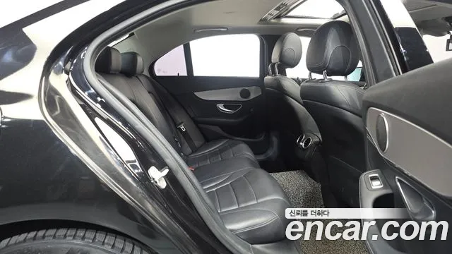 Mercedes-Benz C-Class 2015 — фото 12