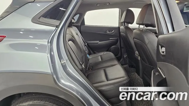 Hyundai Kona 2018 — фото 11