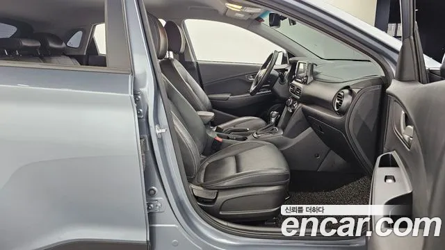 Hyundai Kona 2018 — фото 12