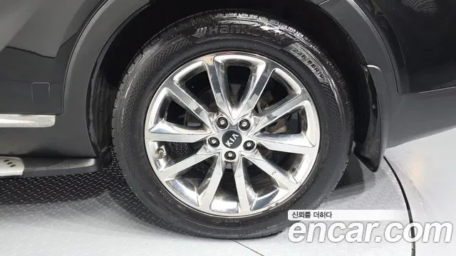 Kia Sorento 2015 — фото 7