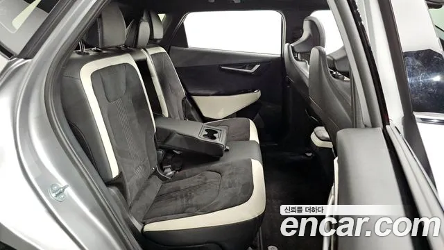 Kia EV6 2024 — фото 17