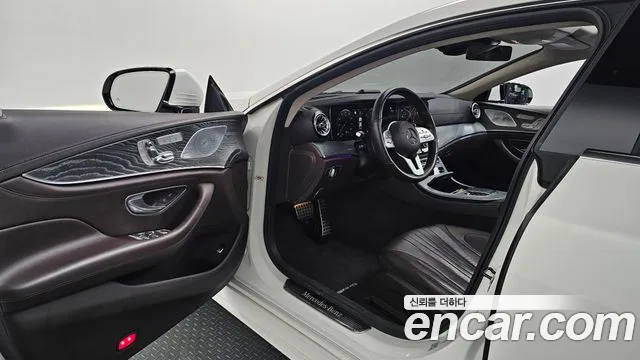Mercedes-Benz CLS-Class 2021 — фото 13