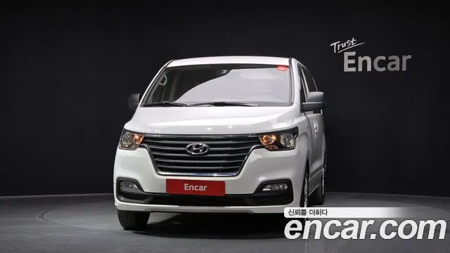 Hyundai Starex 2020 — фото 3
