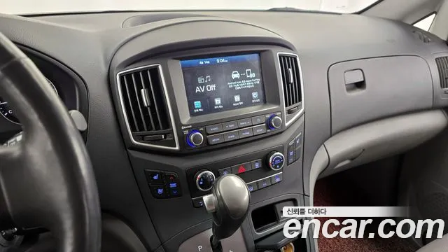 Hyundai Starex 2020 — фото 20