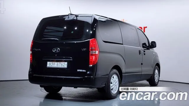 Hyundai Starex 2020 — фото 2