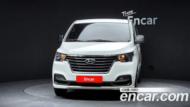 Hyundai Starex 2019 — фото 3
