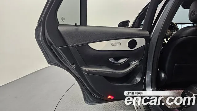 Mercedes-Benz GLC-Class 2020 — фото 15