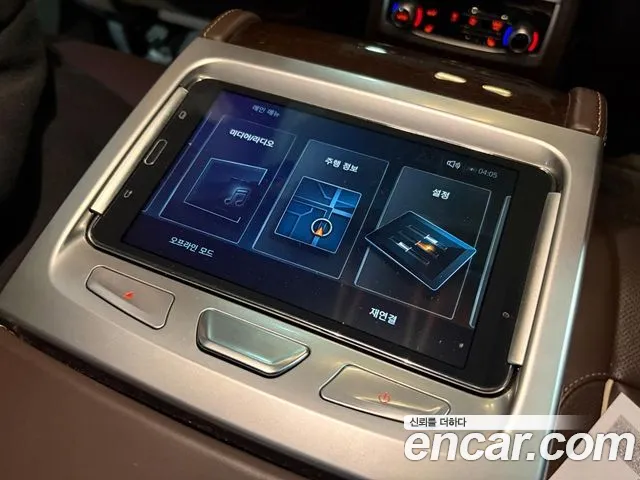 BMW 7-Series 2016 — фото 12