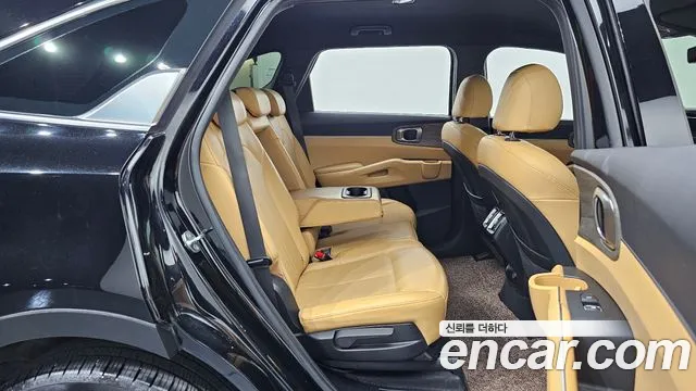 Kia Sorento 2021 — фото 17