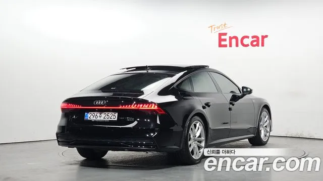 Audi A7 2025 — фото 2