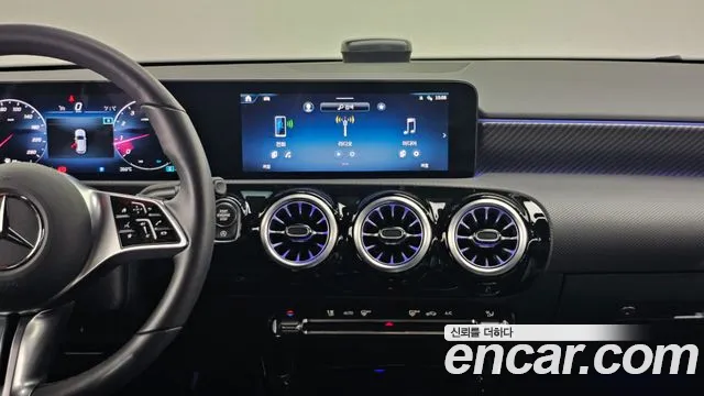 Mercedes-Benz A-Class 2025 — фото 18