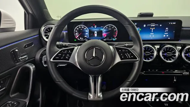 Mercedes-Benz A-Class 2025 — фото 19