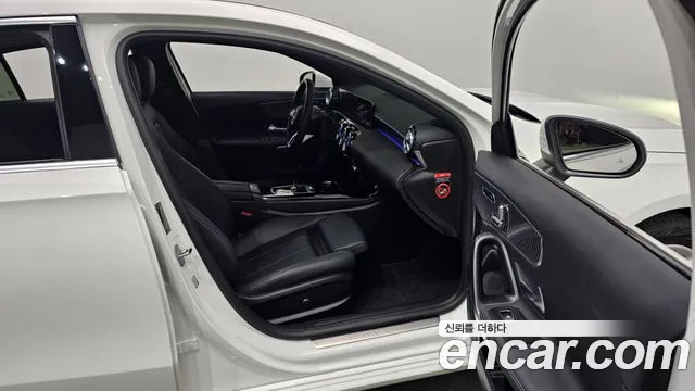 Mercedes-Benz A-Class 2025 — фото 16