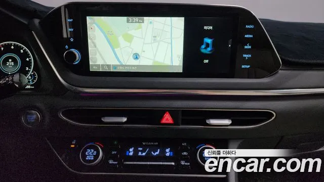 Hyundai Sonata 2020 — фото 19