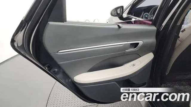 Hyundai Sonata 2020 — фото 15