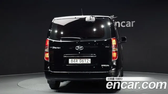 Hyundai Starex 2018 — фото 4
