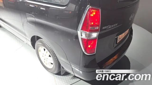 Hyundai Starex 2018 — фото 9