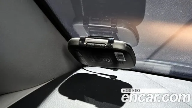 Hyundai Starex 2018 — фото 16