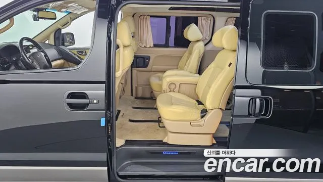 Hyundai Starex 2015 — фото 17