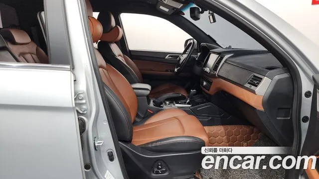 KG_Mobility_Ssangyong Rexton 2019 — фото 17